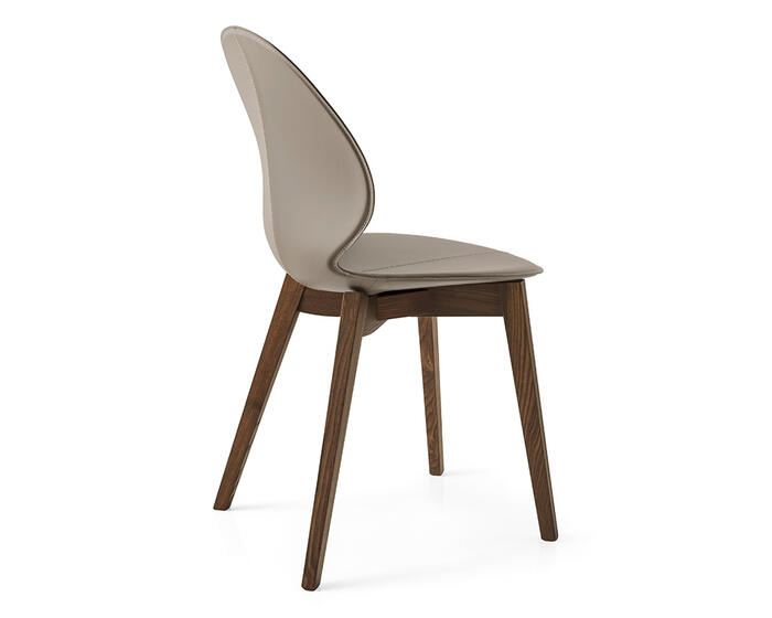 Basil Chair with wooden base | Calligaris Virginia Store